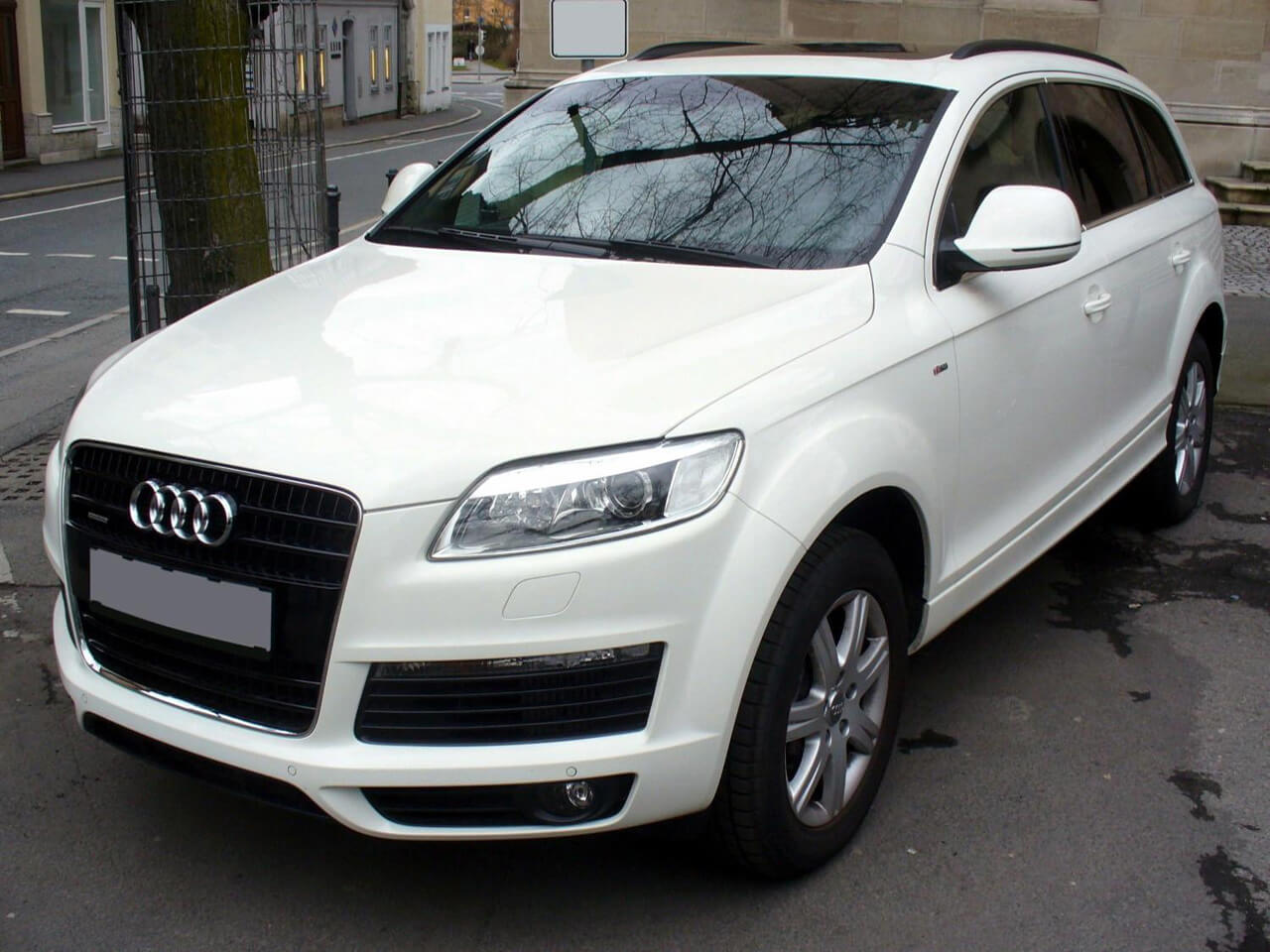 AUDI Q7